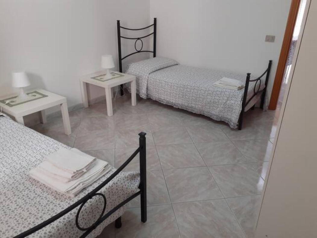 Baciati Dal Sole - Appartamento In Centro Porto Empedocle Luaran gambar